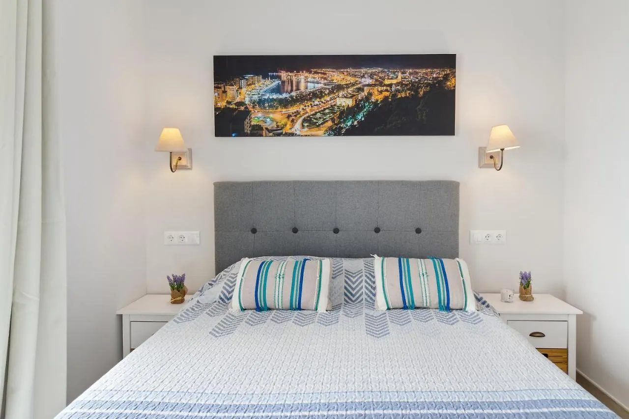 Barcelo 21, Parking On Request, Atico With Terrace & Studio With Patio, Center, Breakfast Included, Quite Neighborhood, Bc Málaga Apartamento